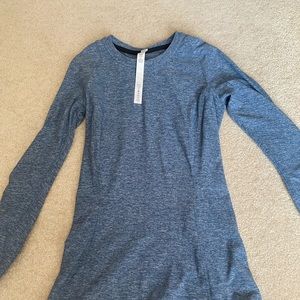 Lululemon Rundful Long Sleeve Size 2